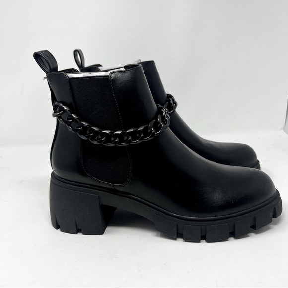 Madden Girl Shoes New Madden Girl Honey C Black Chunky Boots With Chain Detail Size 95 Nib